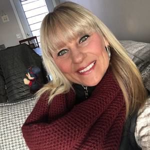 Meet your Posher, Deb